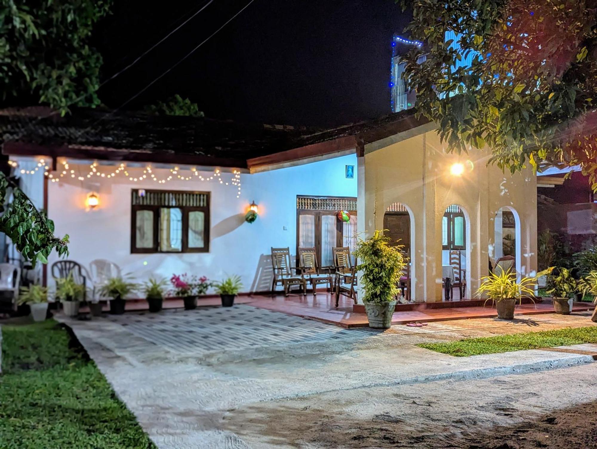 Villa 163 Негомбо Екстер'єр фото